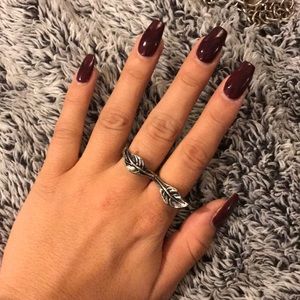 Costume jewelry ring